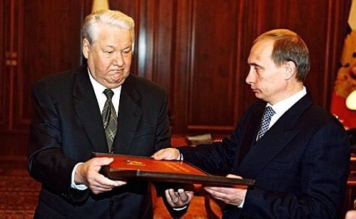 jeltsin overhandigt grondwet aan poetin 31 dec 99