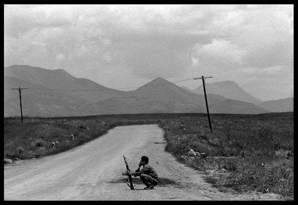 Armenia.Karabakh. Soldier at the border.1990Photo by Oleg Klimov/FotoLoodsklimov@nrc.nl